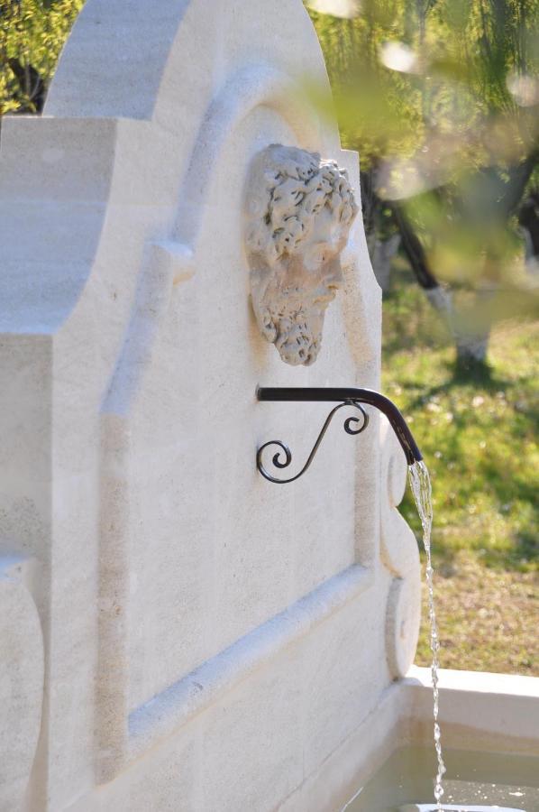 Châteaurenard Le Jardin Des Amandiers מראה חיצוני תמונה